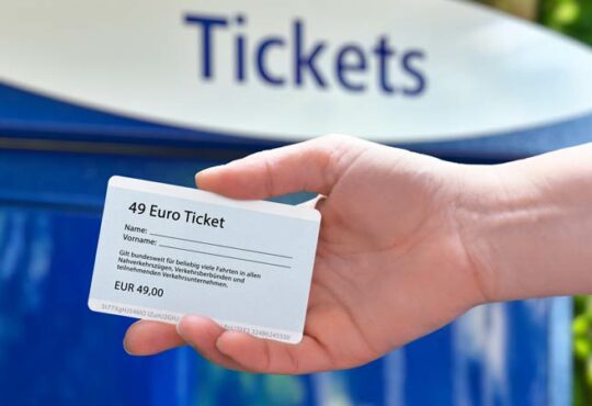 Einführung des 49-Euro-Tickets